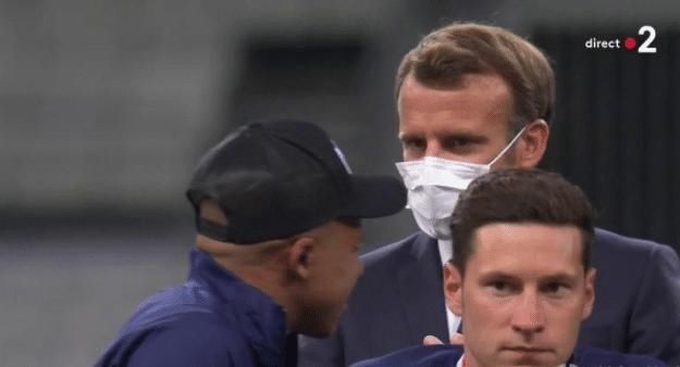  牌面|牌面！法国总统亲自询问姆巴佩伤情，脚裸90度扭曲拄着拐杖离场