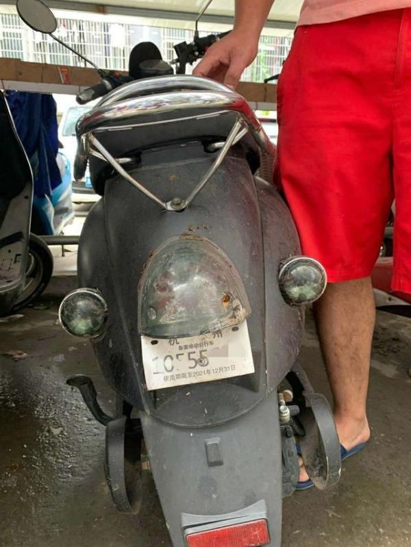 新区|共盗窃400辆电动车！新区一男子盗窃过程被监控全拍下