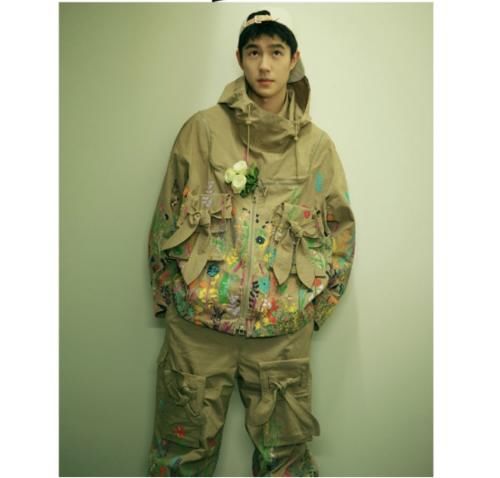 国际|初秋工装裤不会穿？刘昊然LV泼墨套装，高级又国际范十足