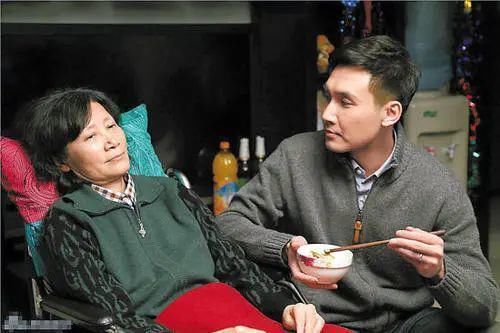 父母|当我老了，走不动了，孩子你在哪？