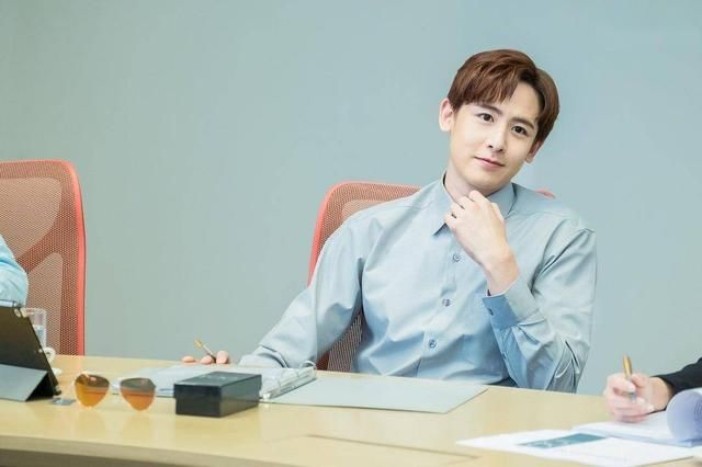  闯内|宋茜尼坤“我结”十周年：尼坤为2PM留守娱乐圈，宋茜独立闯内娱