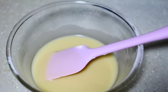 用刮刀|按照这个配方做的古早蛋糕,不塌陷,不开裂,像棉花一样柔软Q弹