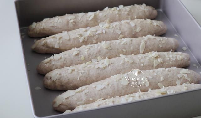  好吃|早餐就爱它，比鸡蛋灌饼还更好吃，每次做一盘，全家人爱吃