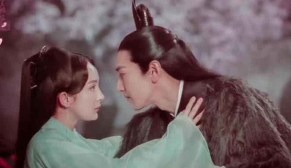  折颜|三生三世：我看了10遍才发觉，墨渊除了夜华一个弟弟，还有个弟弟