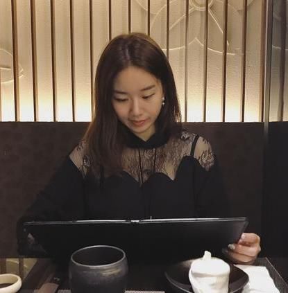  豪宅|孟非到底多有钱？23岁女儿穿睡衣出镜，暴露家中千万豪宅！