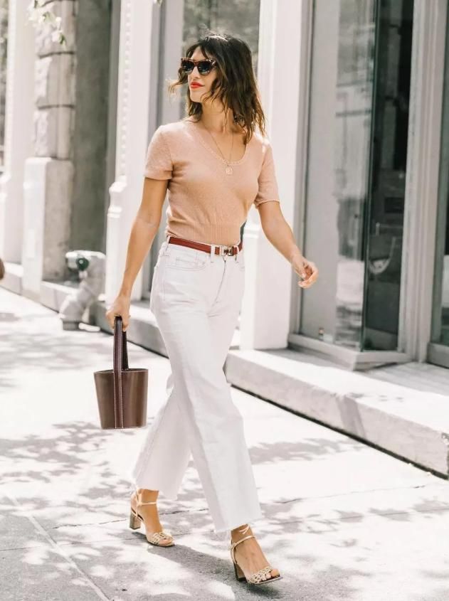 T恤的款式|夏天穿T恤不够，加上宫廷风衬衫怎么样？