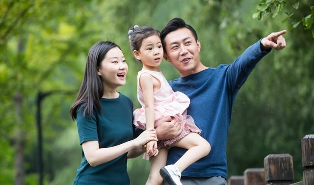活出|10年前与人私奔，10年后跪谢父母，她活出想活的样子了吗？
