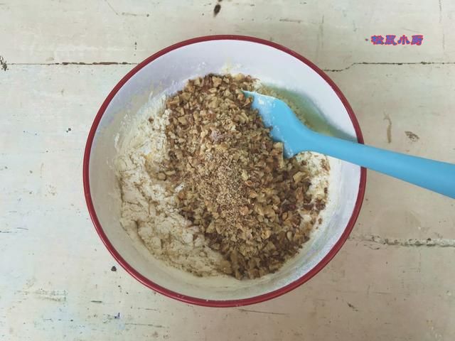  核桃|烘焙师揭秘真正的核桃酥做法，不放臭粉不放酥脆剂，太香酥了