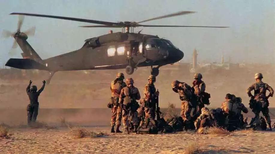 二战中|一组老照片；苏军俘虏第一位德国元帅及苏军入侵布拉格