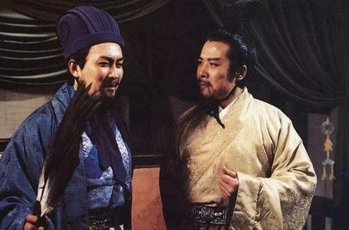  曹操|诸葛亮和贾诩谁更强？古书记载揭开真相：两人根本不是一个级别