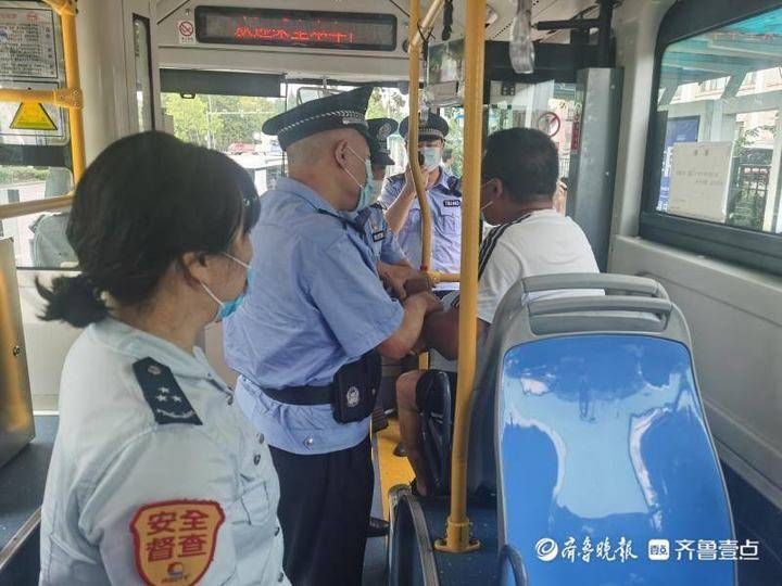 制服|4283部公交与110联动，“一键报警”演练制服危险乘客
