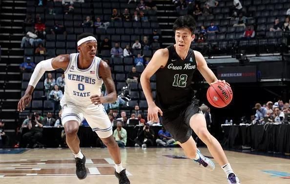 前锋|重磅!辽宁男篮签下国家队前锋,他比今年CBA状元还强?