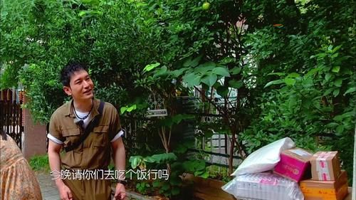 拉客|真相大白!《中餐厅》黄晓明拉客总说“请”,其实不是他的问题!