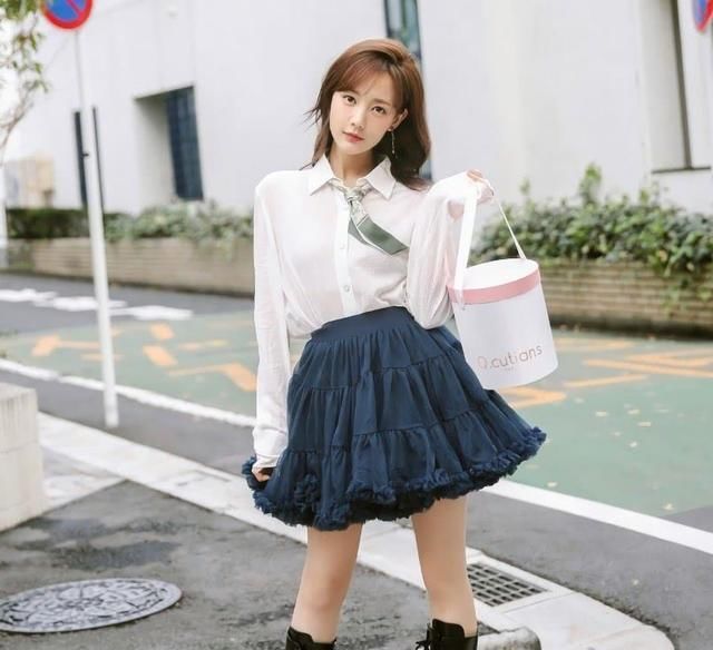  成功|今夏流行气球裙，遮肉减龄又时尚，成功穿出细腰和长腿！