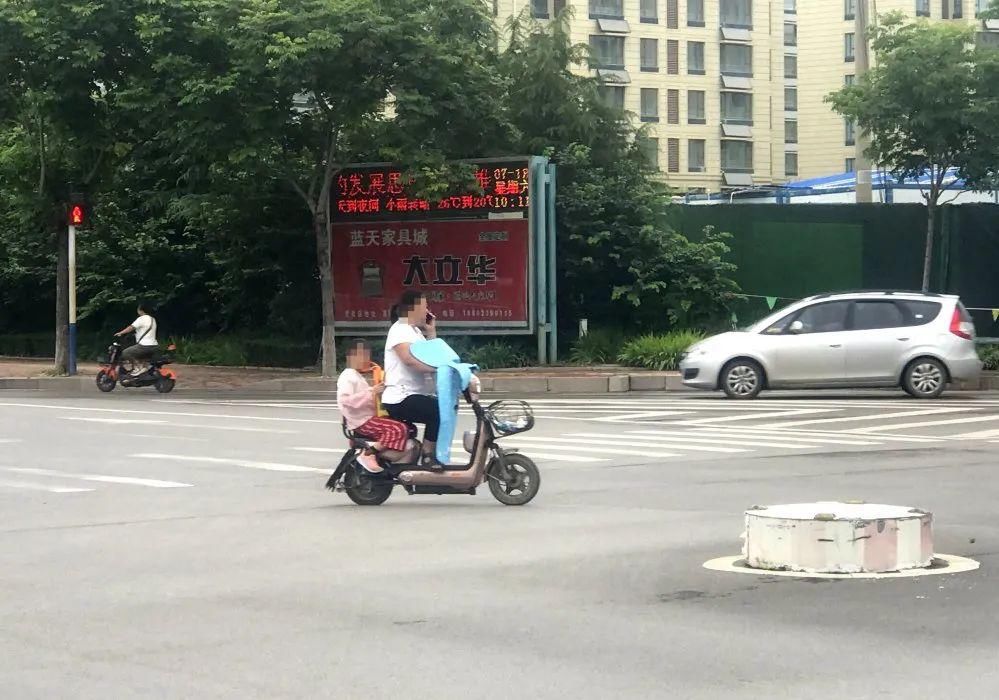 行人|真人曝光！不羞？