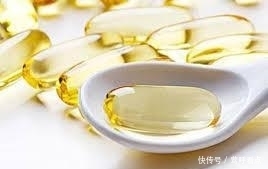 花钱|维生素E加上它睡前涂脸,中医告诉你祛斑法子,一周3次不花钱
