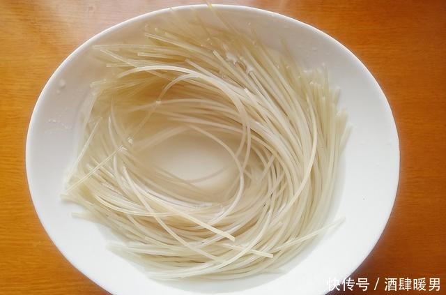 着很大|学会米粉这秘制煮法,味道赛过螺蛳粉,我家三天两头准做一次