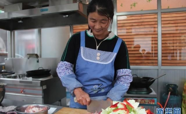 包莲英|【新华社】脱贫的颜色