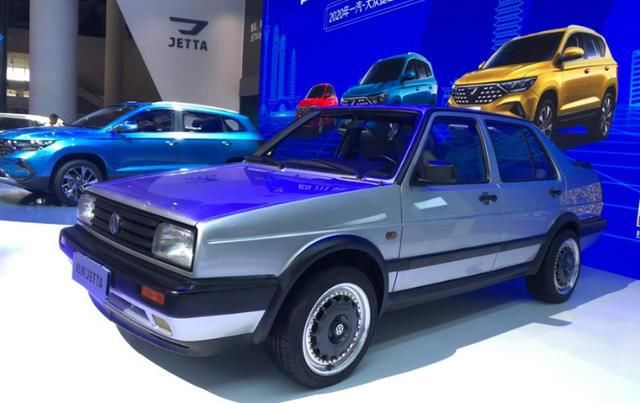大众|大众经典版捷达亮相!看到实车满满都是爱,如果复出你会买吗?