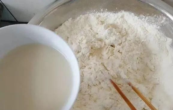 白糖|馒头发面最快速的懒人做法, 不用白糖不用碱, 30分钟发满盆