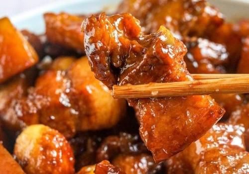  做法|做红烧肉先炒糖色还是先煸肉?今天教你红烧肉正确做法，不要错了