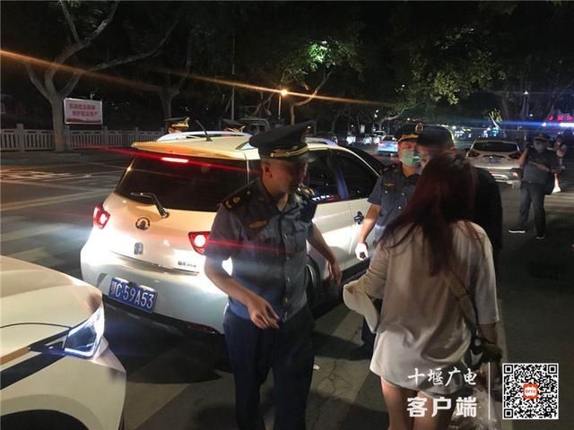 整治|十堰重拳整治客运“乱象”！昨夜突击检查画面曝光