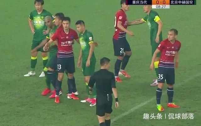 理论|中超第2红！国安突遭打击：国脚报复被红牌罚下，于大宝理论无果
