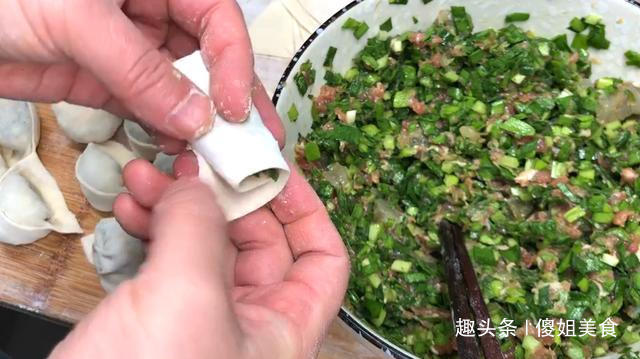 简单|早餐如此做,比馒头包子都简单,不用发酵不用等,出锅3碗不够吃