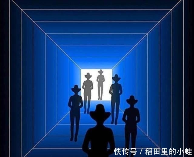 贝克辛斯基|画家出车祸“昏死”后，仿佛看到另一个世界，被画下后让人心慌