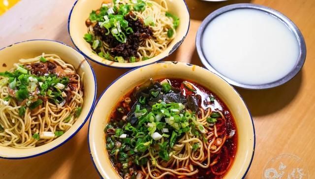 炸酱面|幸福小区里好吃的面馆,不是你想的那一家哦