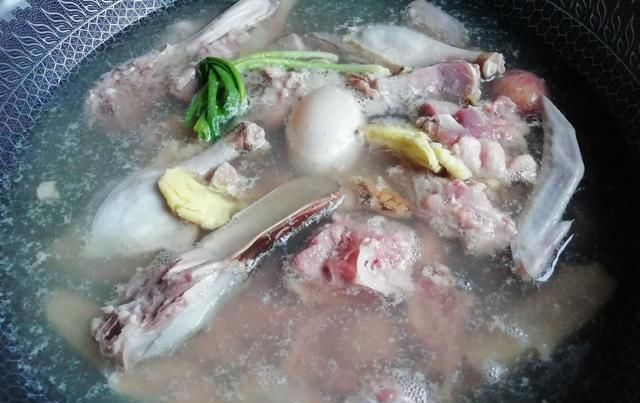 靠边站|立秋后，猪肉羊肉都靠边站，秋天最该吃这肉，滋补开胃降秋燥