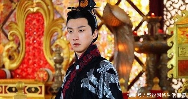 年后|皇帝: 皇位给你, 但别杀侄子, 弟弟: 保证做到! 1年后废侄当皇帝