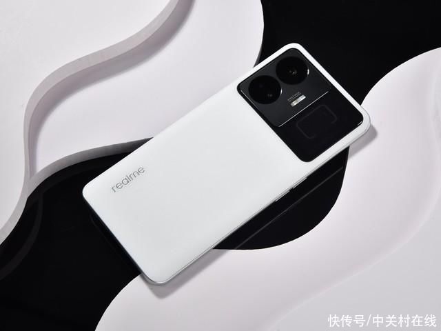亮屏充电和息屏充电有多大区别？我们一起实测看看