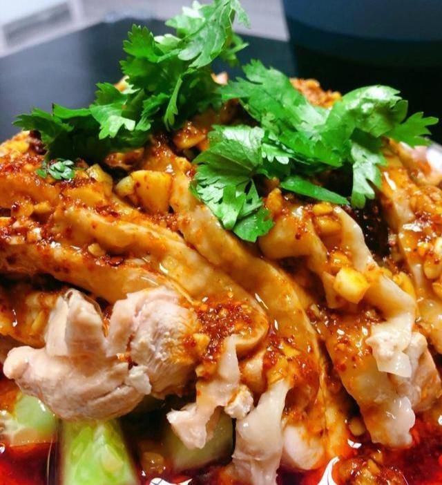 川菜|说鸡肉不香了,是没吃过味压江南十二州,川菜精髓“口水鸡”