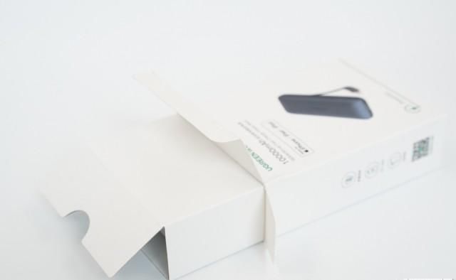 绿联|小巧mini,绿联10000mAh自带苹果MFi认证快充线充电宝评测