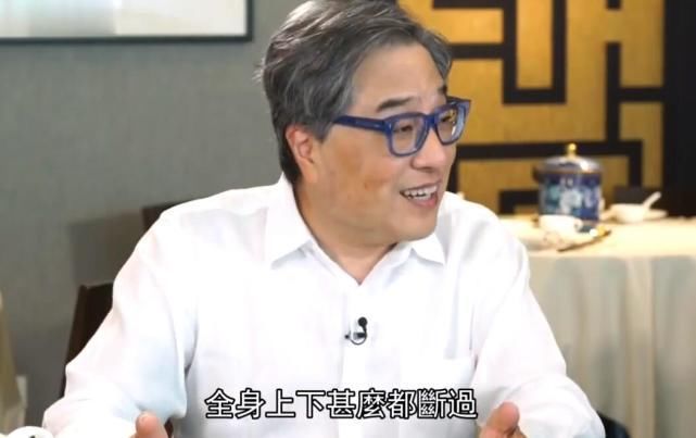  止痛药|李连杰片酬1000万美金很高吗？导演于仁泰：他也难挣 每天吃大包止痛药