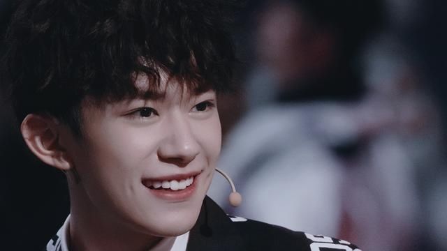 明明|易烊千玺，明明可以靠脸吃饭，他却选择难度最高的实力派路线