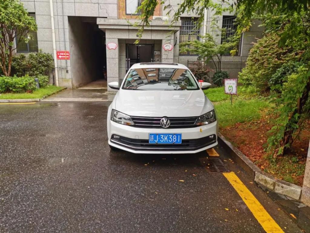 占用|?持续曝光！萍乡又一批私家车占用消防车通道