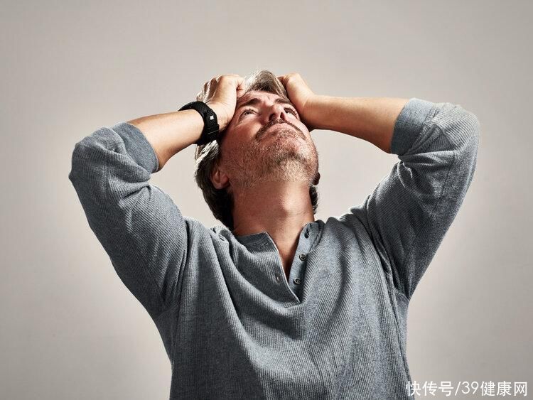 男性7个衰老表现哪个最难忍受(男性有没有衰老，“下半身”会说实话，若一个没中，恭喜还强壮)