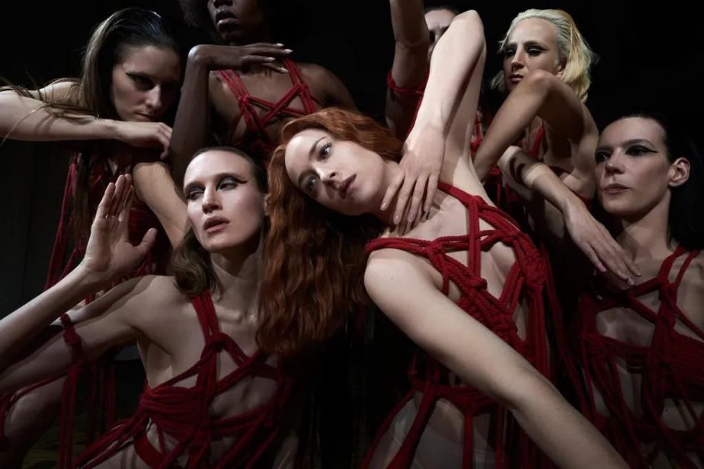 窥探|窥探他的绝版好品味,《Call Me By Your Name》还远远不够