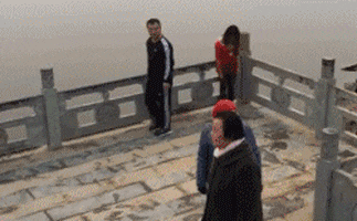 搞笑|搞笑GIF：为了一个渣男，至于么，他不要你我要你