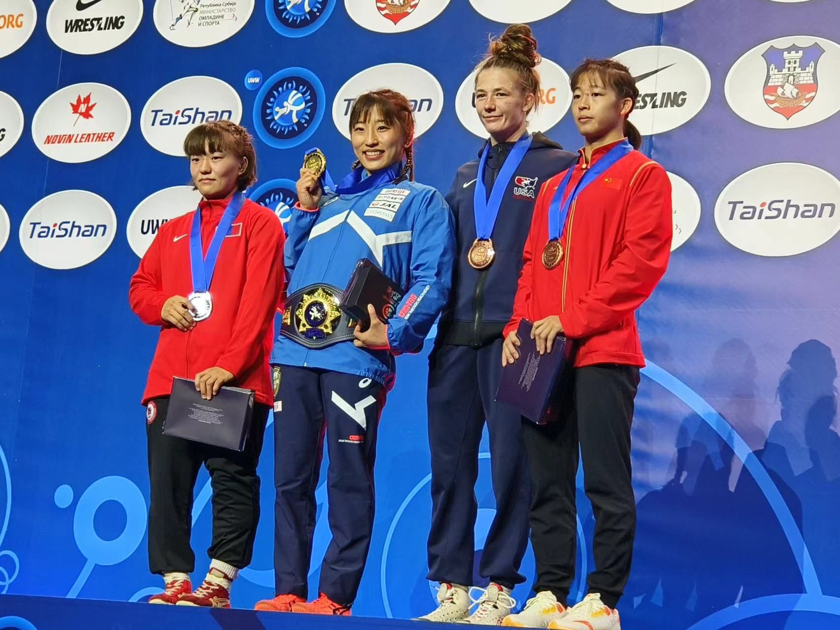 摔跤世锦赛 | 中国队收获女子50公斤级巴黎奥运会“门票”