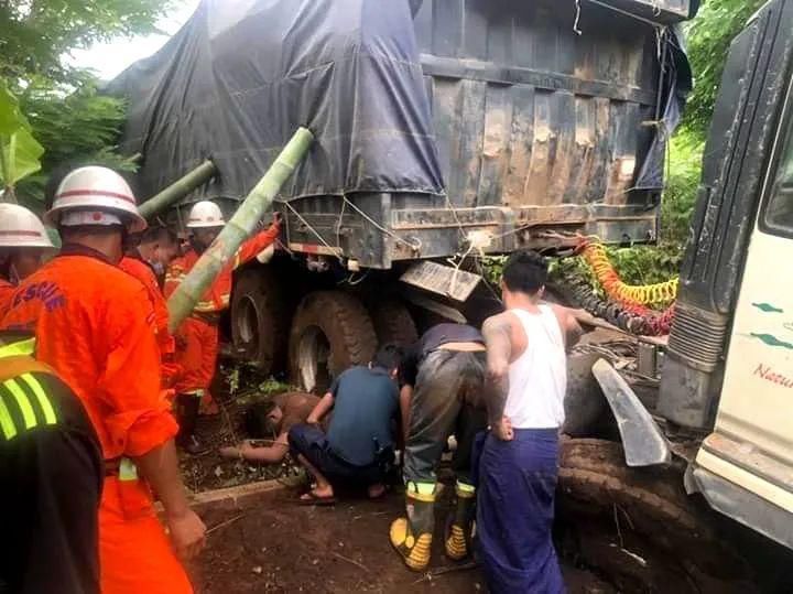  缅甸|缅甸登尼-贵概公路发生车祸，一名司机不幸死亡