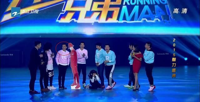 Baby|Baby唯一不敢对视的男嘉宾,见面瞬间跪倒在地,郑恺的反应亮了