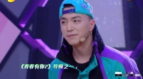 神清气爽|《快乐大本营》这一期少了一位女主持,四人组合搭配让人神清气爽