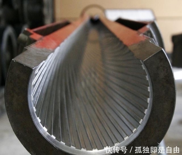 多难|枪管制造有多难，铸造件百分百炸膛，只能用铁棒钻孔