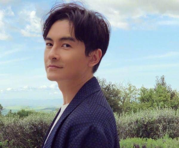  宋茜|鹿晗火锅涮葡萄、宋茜吃鱼眼、郑元畅吃手纸，明星们的菜单好奇怪