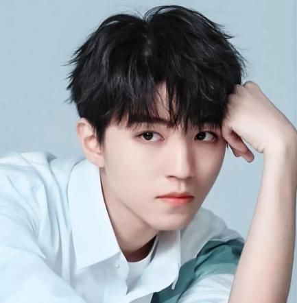  易烊千玺|最受欢迎男歌手，TFBOYS拿下前3，李汶翰第4，周震南第5