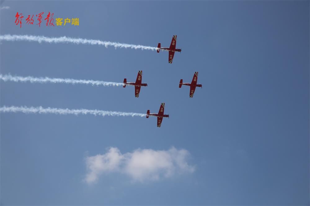 云端上的竞技！这是来自中国空军的强军足音