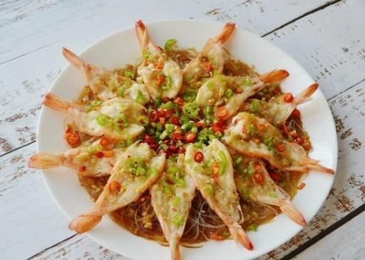  美味|三伏天，这种海鲜别放过，不煮不炒，简单蒸一蒸，营养全面更美味